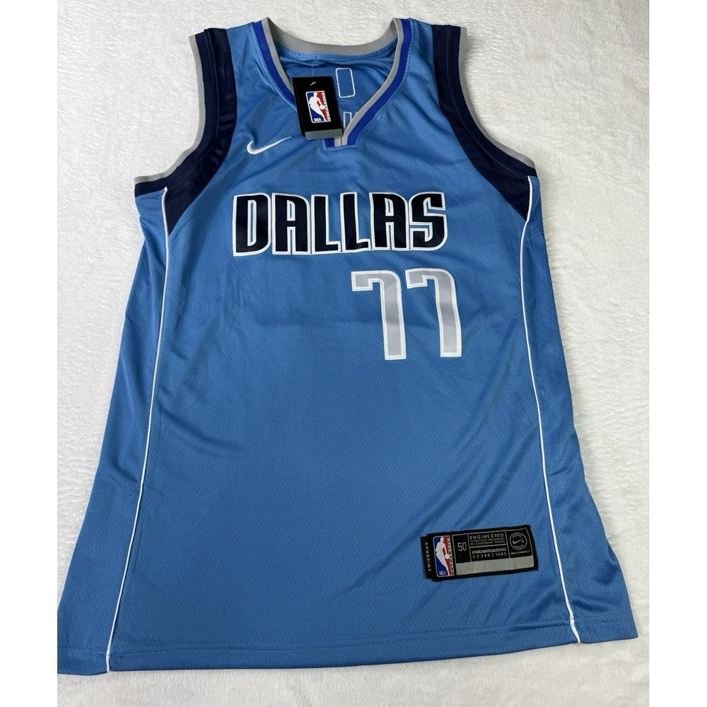 Luka Doncic Dallas Mavericks Nike #77 Size XL Blue Icon Swingman Jersey 50